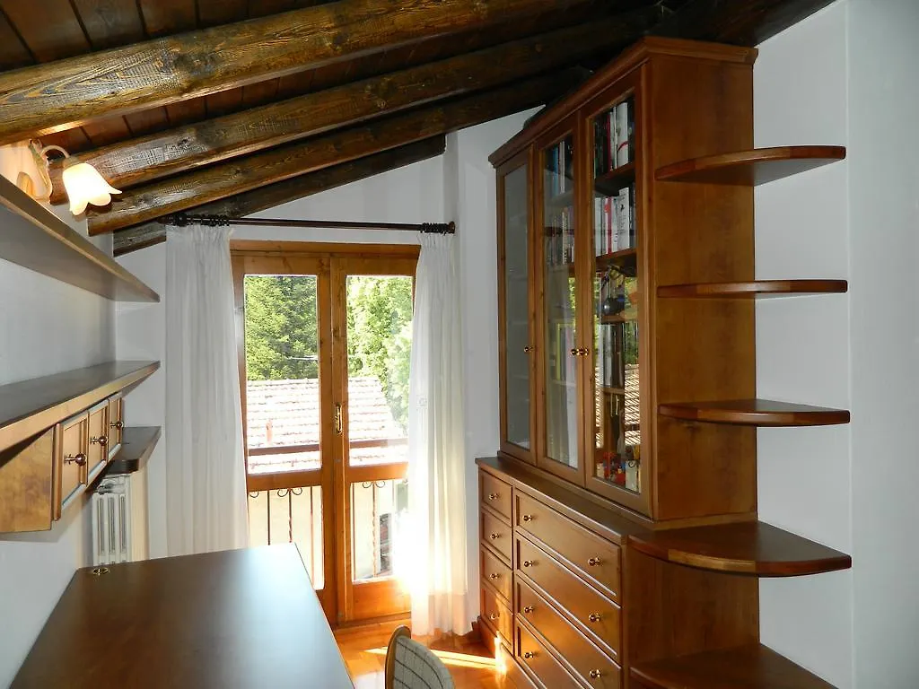 Casa Bellavista Apartment Civenna 0*,